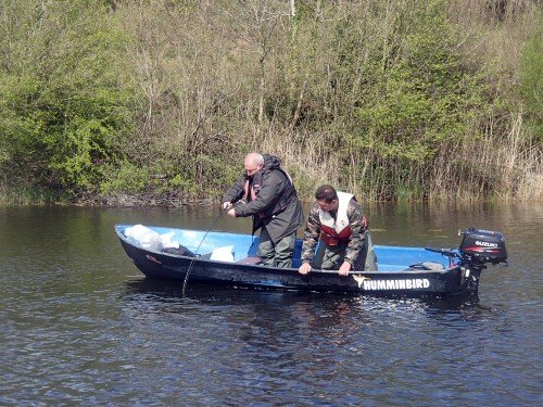 Aux prises avec un brochet...